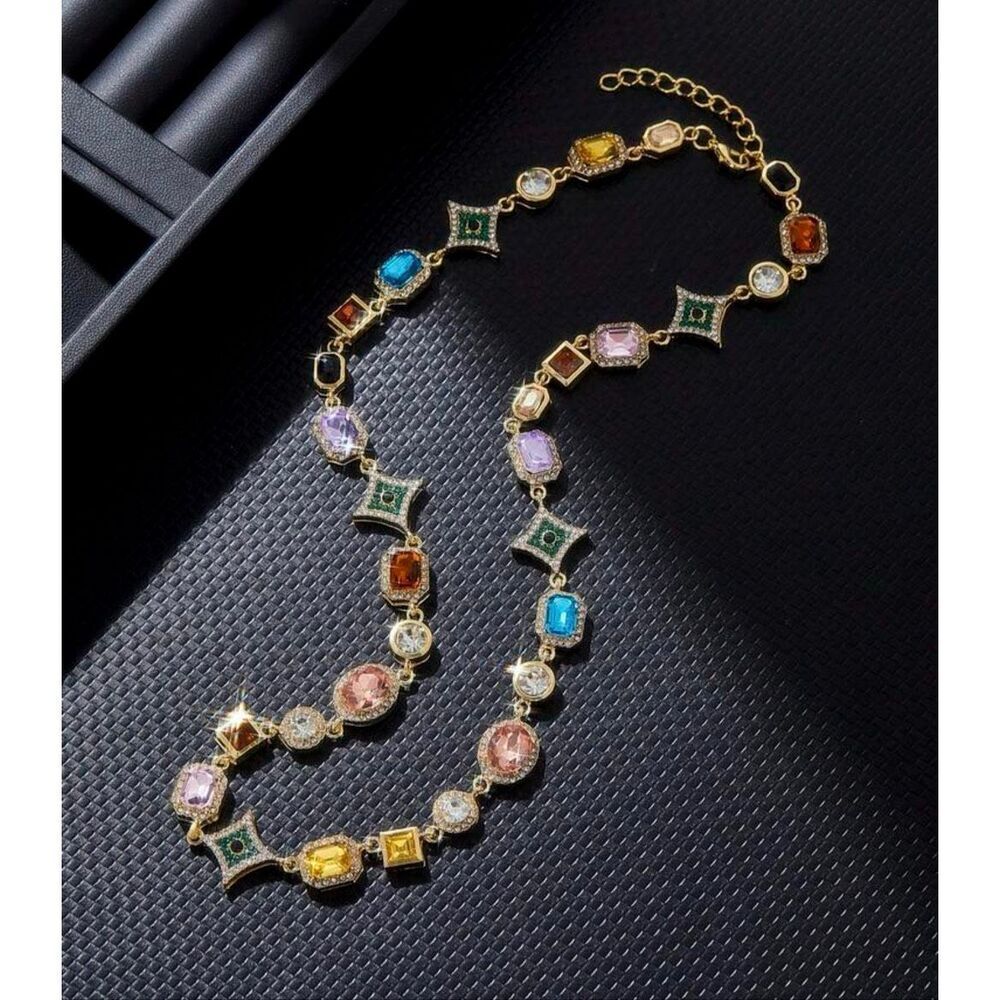 Stunning Jeweled Necklace